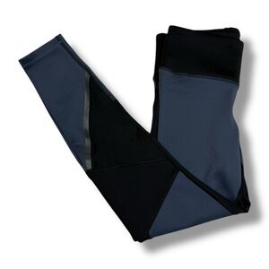 Under Armour Women’s Coldgear Armour Graphic Leggings Gray Black Size Medium